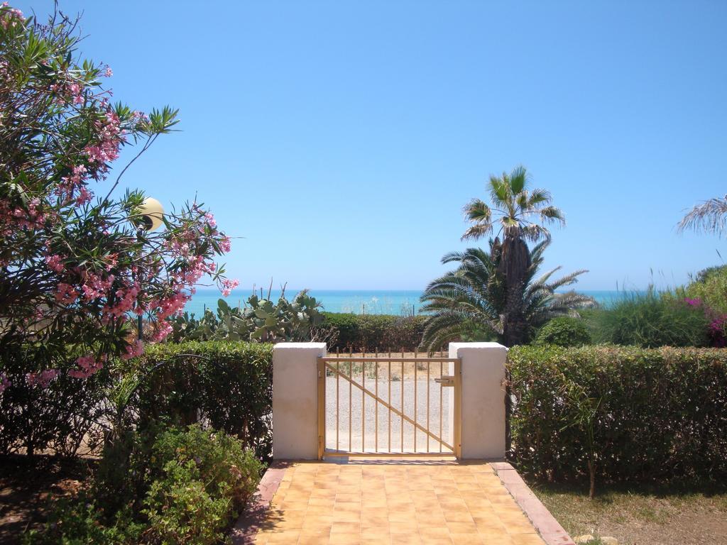 プンタ・ブラッチェット Cala Vigliena Il Sole Negli Occhiヴィラ 部屋 写真